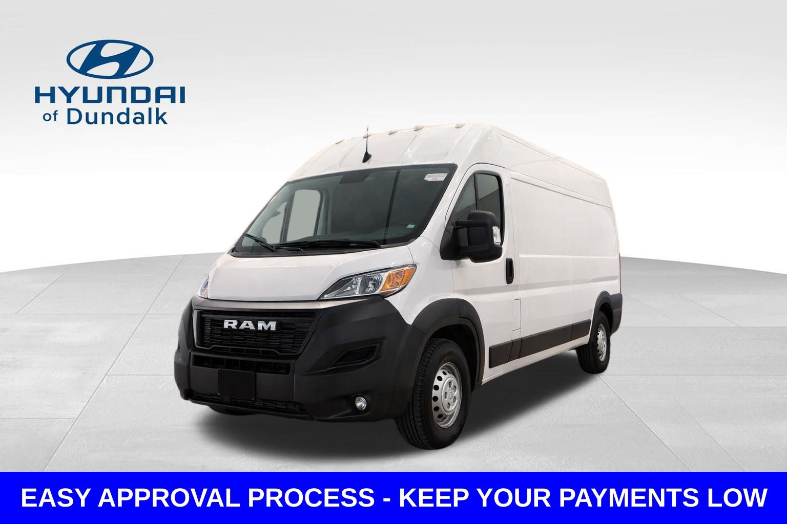 Bright White Clearcoat 2025 RAM ProMaster Van 9-Speed Automatic