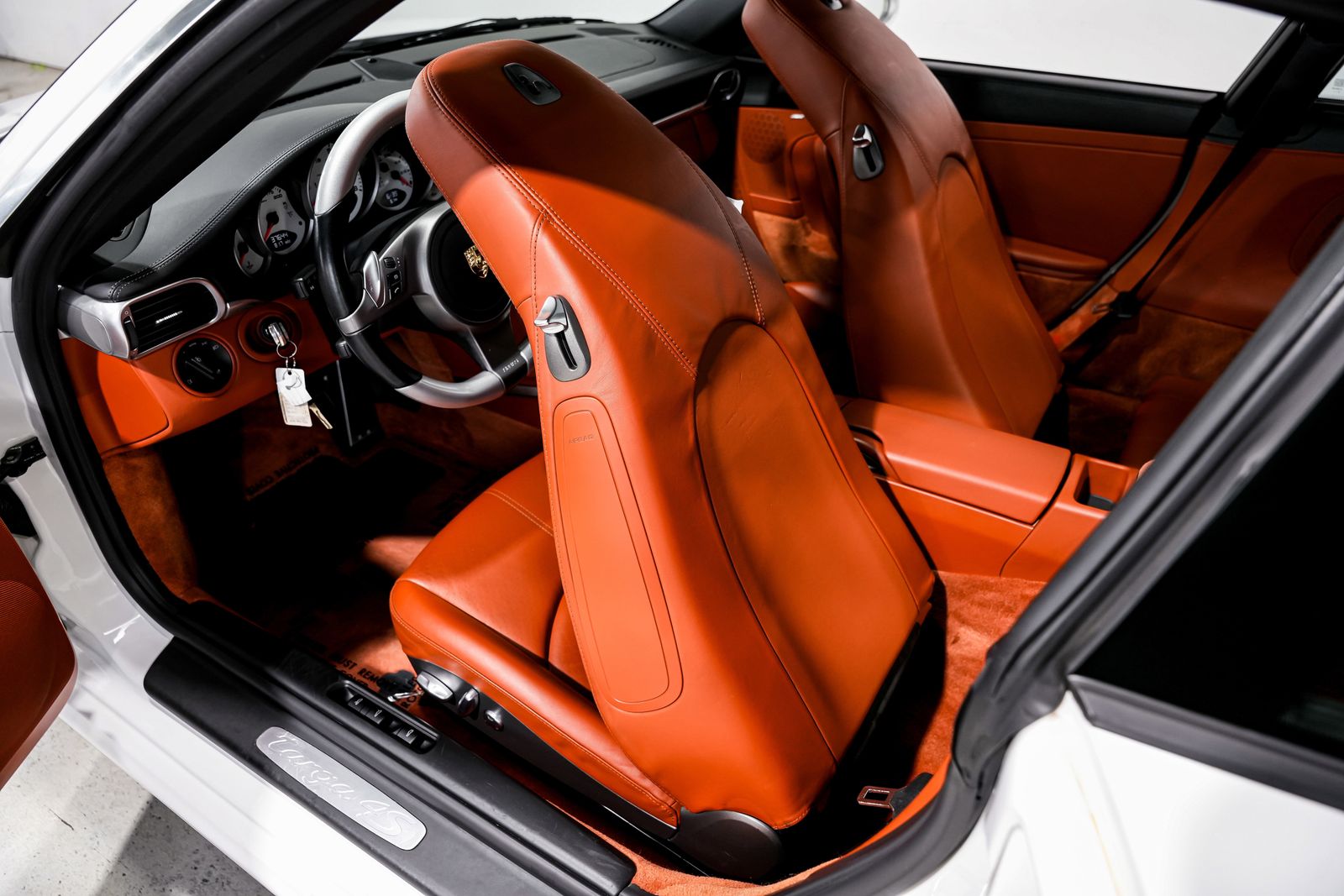 2010 Porsche 911 Targa 4S — photo 20