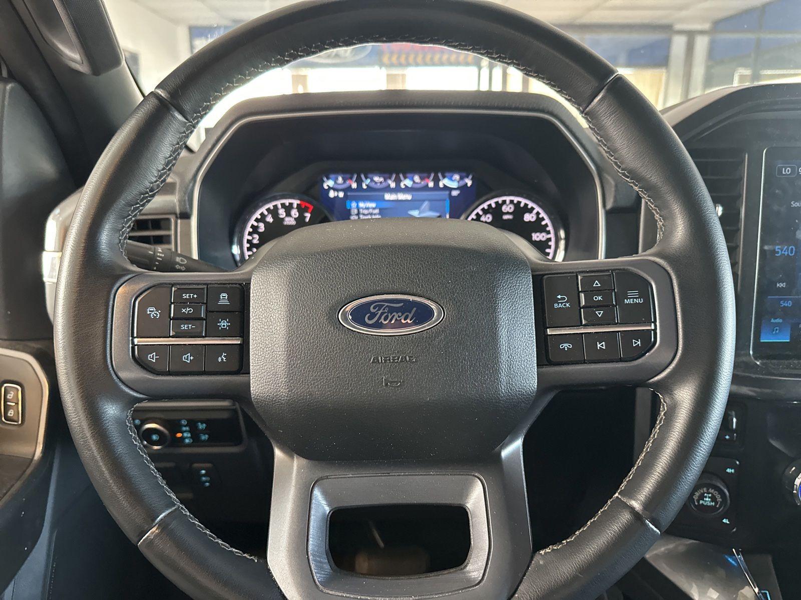 Certified Used 2023 Iconic Silver Metallic Ford XLT image 17