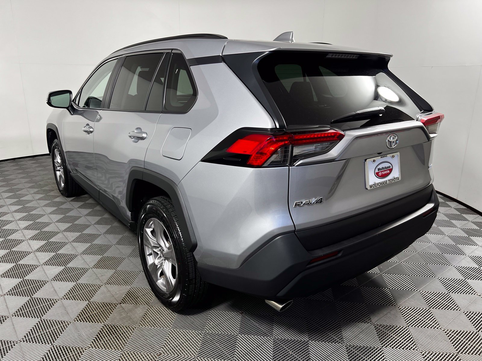 Thumbnail: 2025 Toyota RAV4 - 7