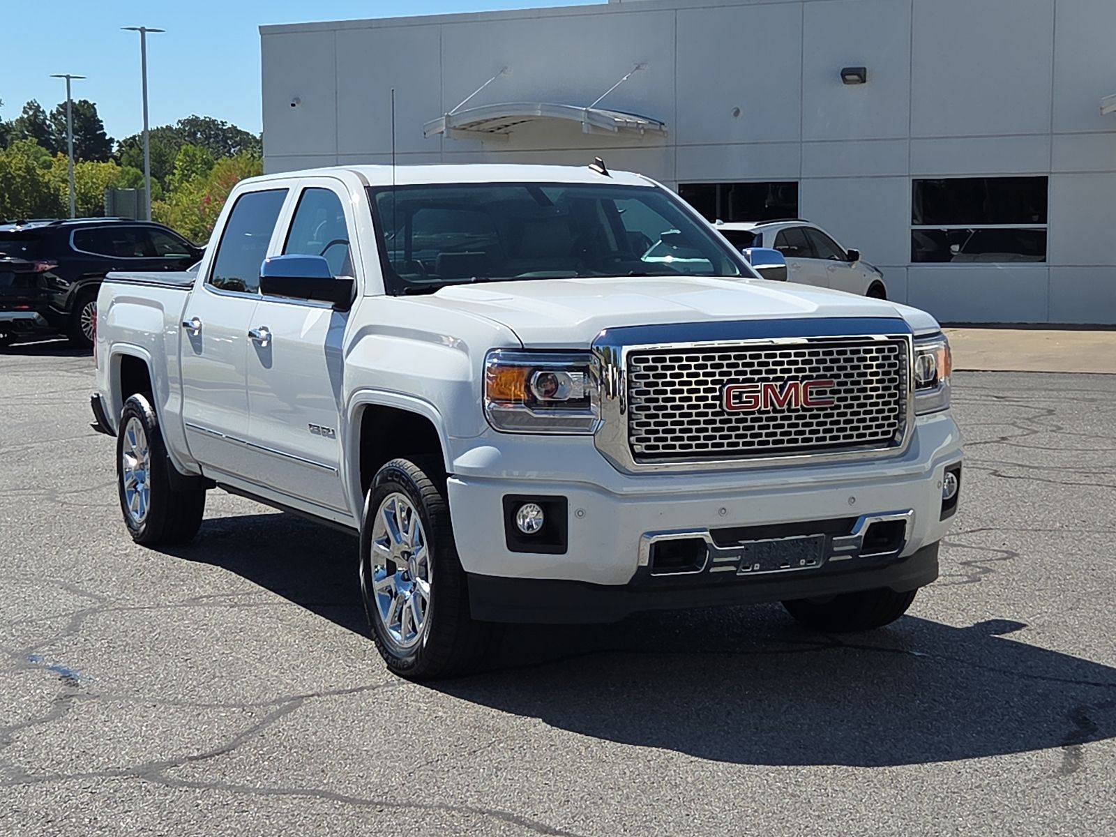 Summit White 2014 GMC Sierra 1500 Pickup Truck Four-Wheel Drive 6-Speed Automatic Overdrive