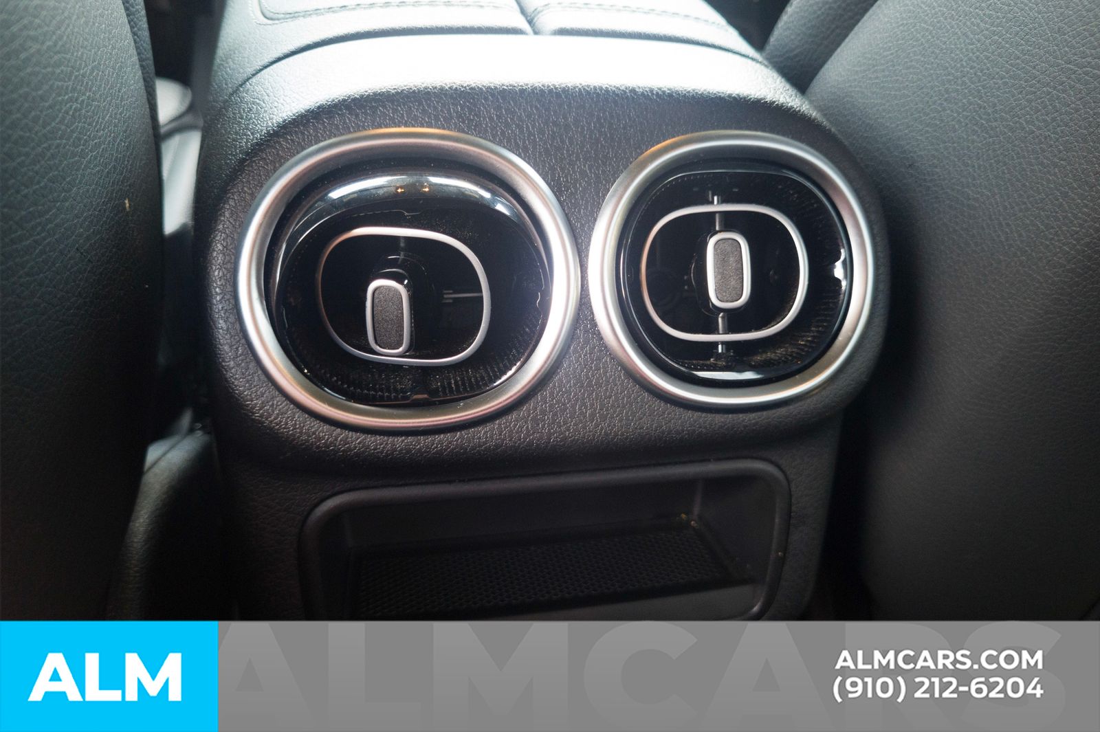 Used 2024 Black Mercedes-Benz GLC 300 image 23