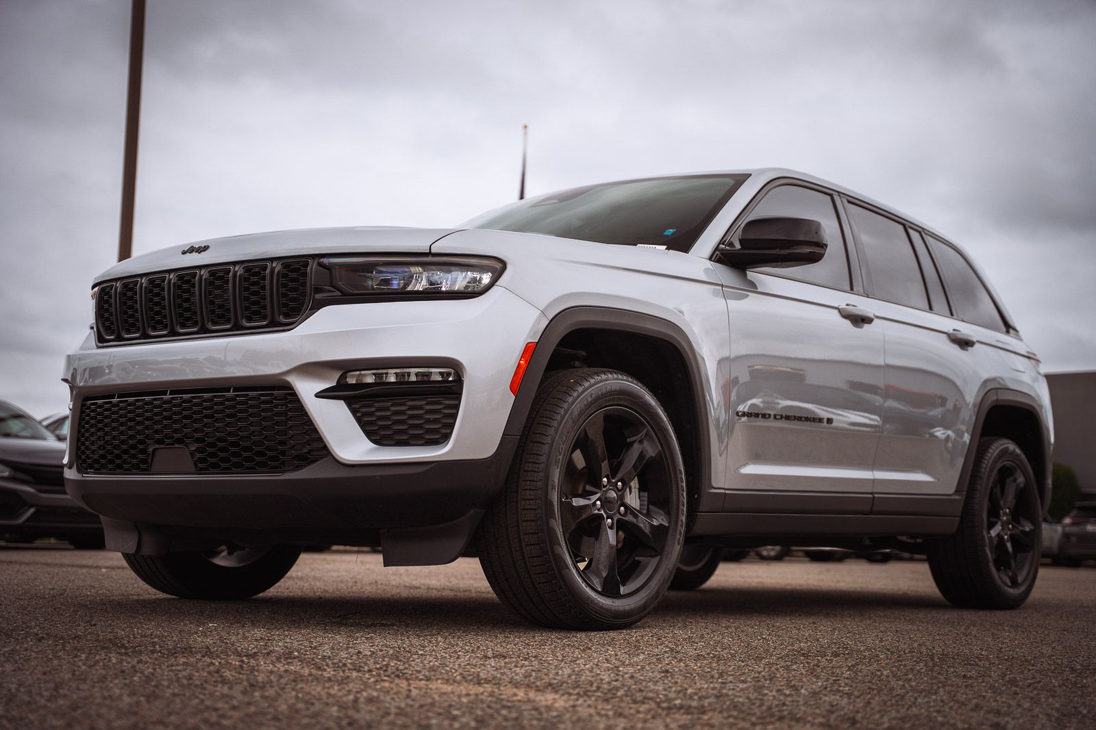 Used 2023 Jeep Grand Cherokee SUV