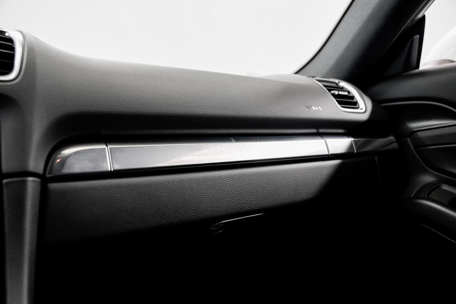 2014 Porsche Cayman S — photo 14