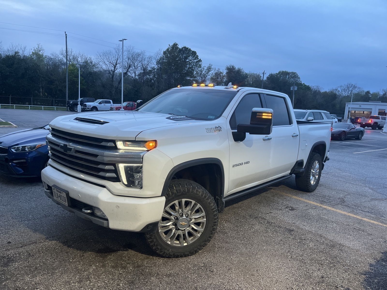 2022 Chevrolet Silverado 2500HD High Country Crew Cab 4WD
