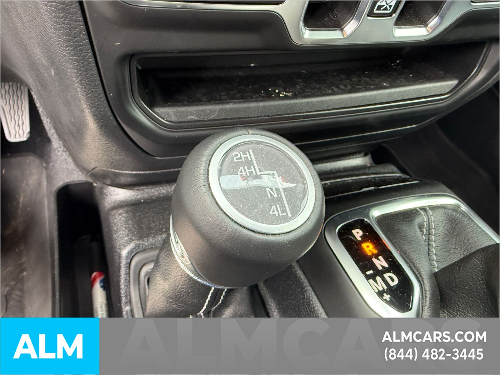Used 2023 Silver Jeep Sahara image 20