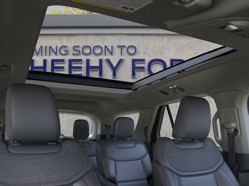 New 2026 Star White Metallic Tri-Coat Ford Active image 22