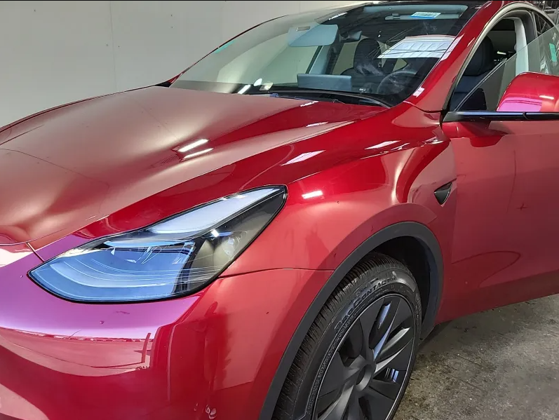2025 Tesla Model Y Long Range Dual Motor All-Wheel Drive's photo