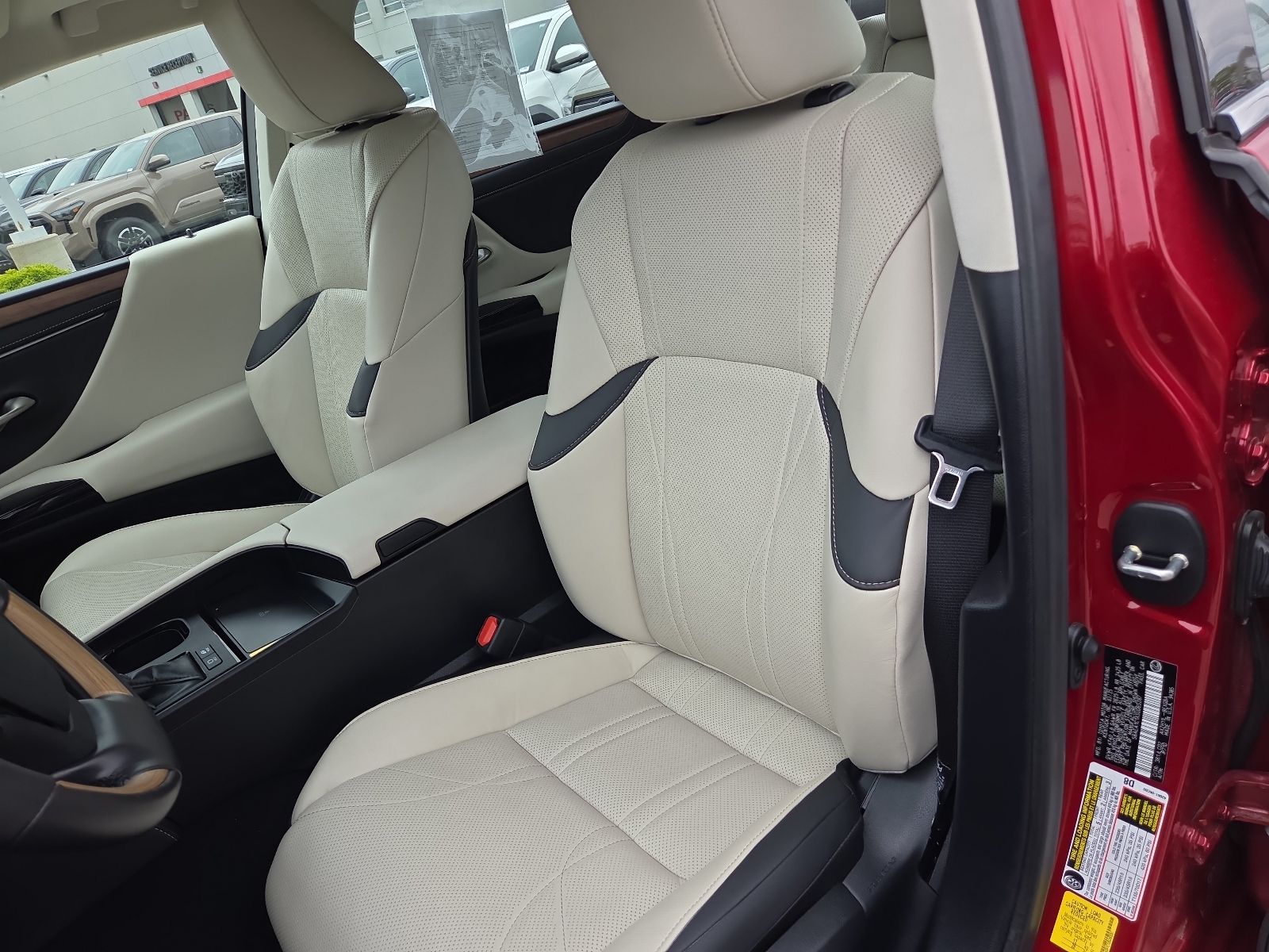 used 2025 Lexus ES car, priced at $47,950