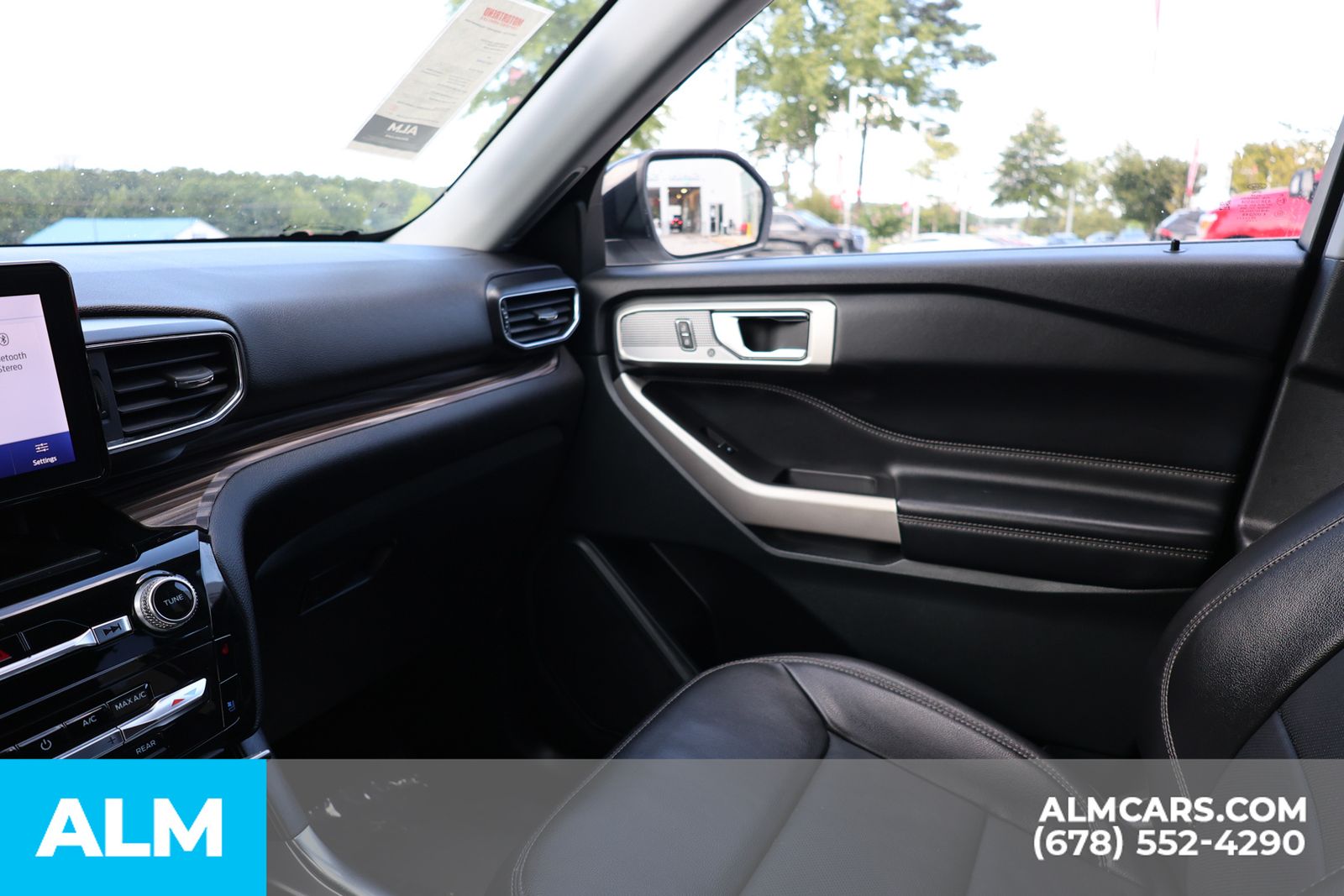 2023 Ford Explorer Limited photo 34