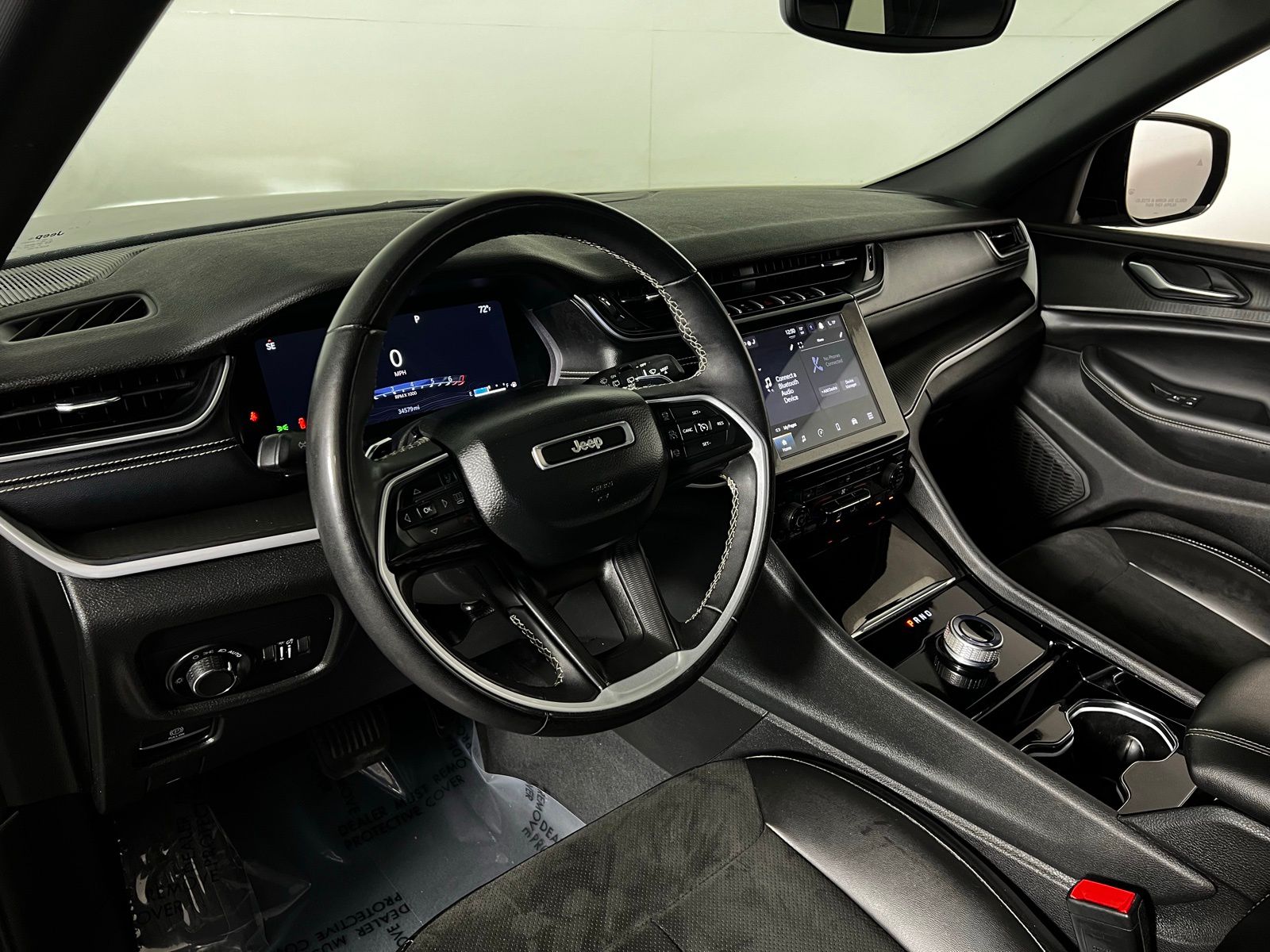 Thumbnail: 2023 Jeep Grand Cherokee - 12