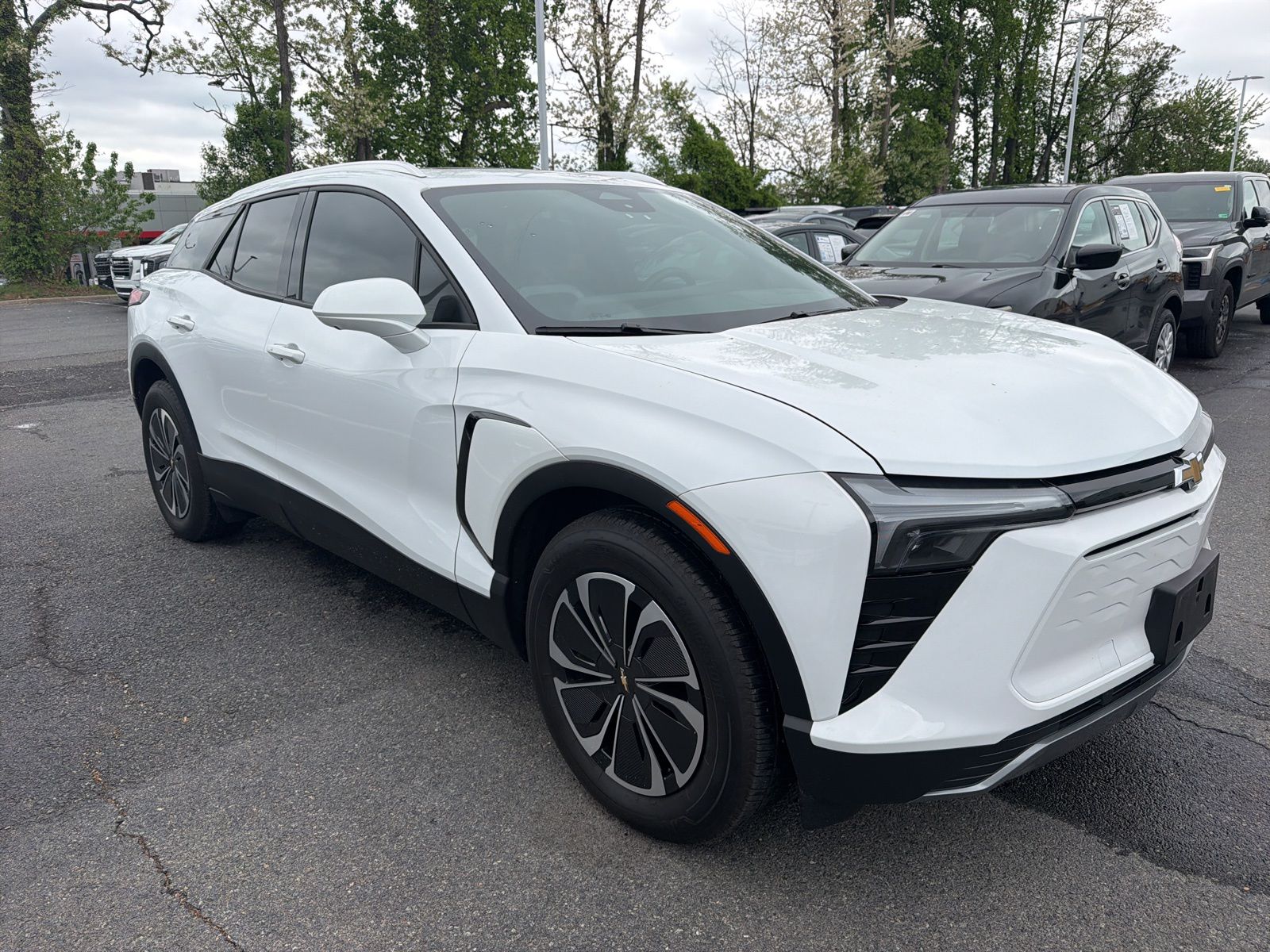 Summit White 2024 Chevrolet Blazer EV 2LT eAWD SUV / Crossover All-Wheel Drive 1-Speed Automatic
