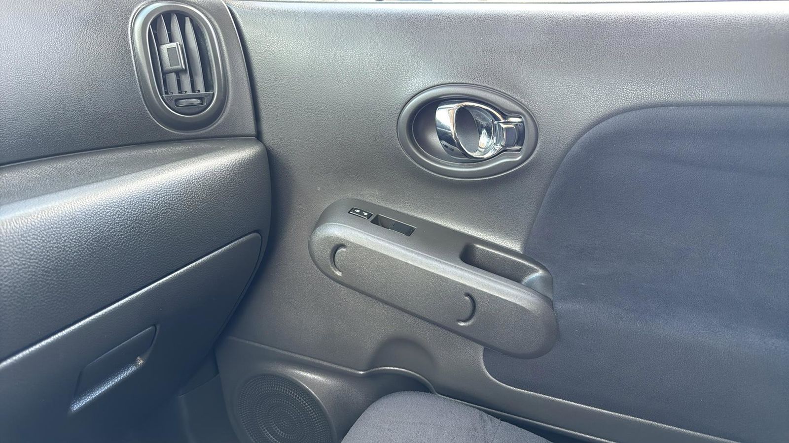 Used Car 2013 Nissan Cube  1.8 Sl For Sale Under $10,000 In Austin, Texas