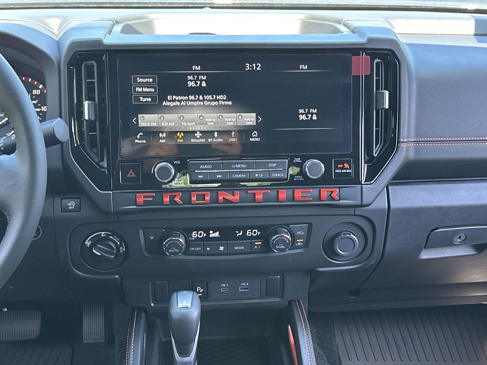 2025 Nissan Frontier PRO-4X photo 3
