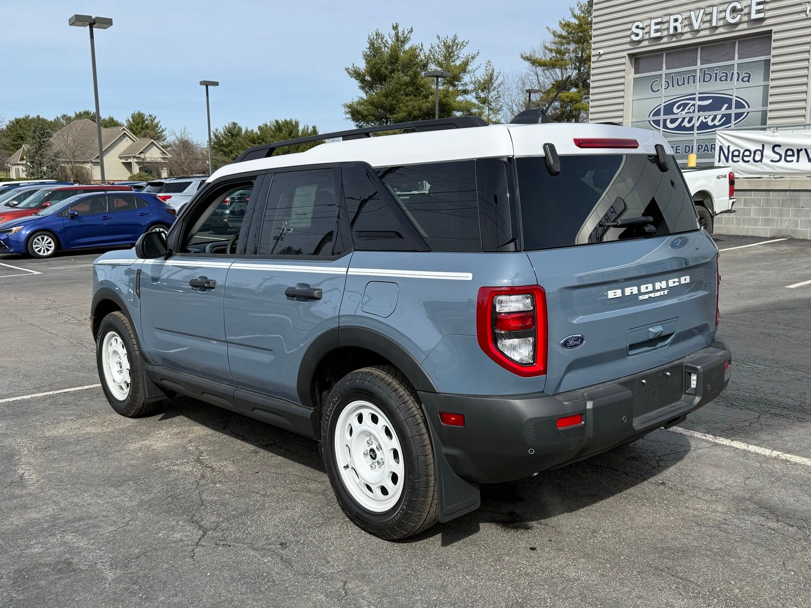 View vehicle photo 4