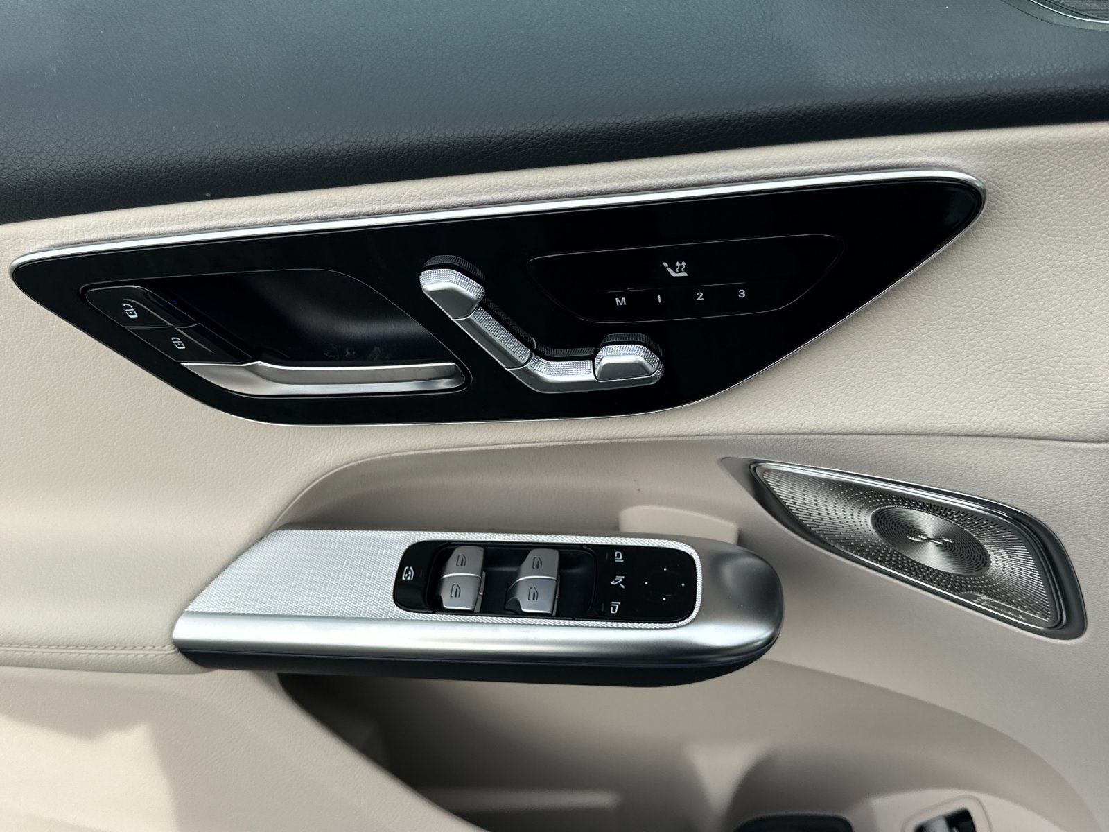 new 2026 Mercedes-Benz GLC car