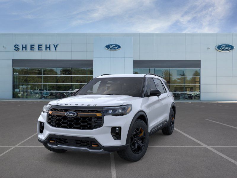 New 2026 Space White Metallic Ford Tremor image 4