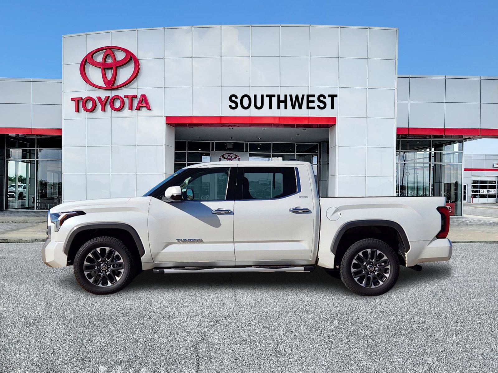 2022 Toyota Tundra Limited 3