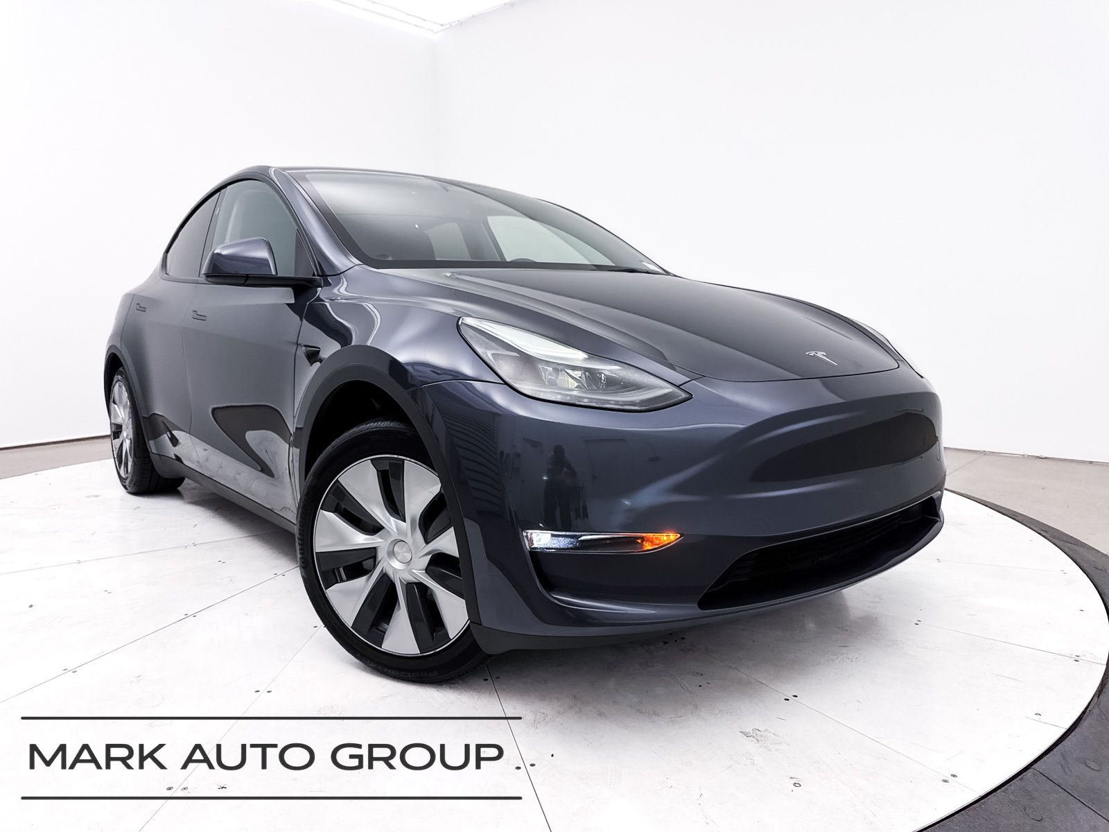2023 Tesla Model Y Standard Range