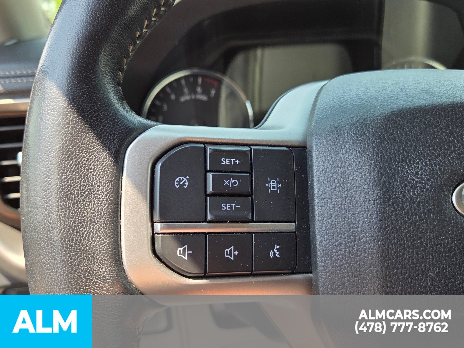 Used 2024 Black Ford XLT image 25