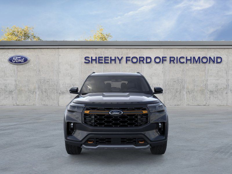 New 2026 Agate Black Metallic Ford Tremor image 7