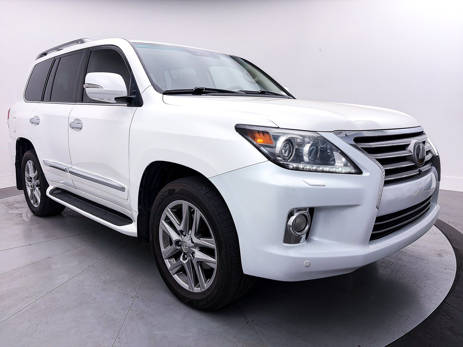 2013 Lexus LX 570