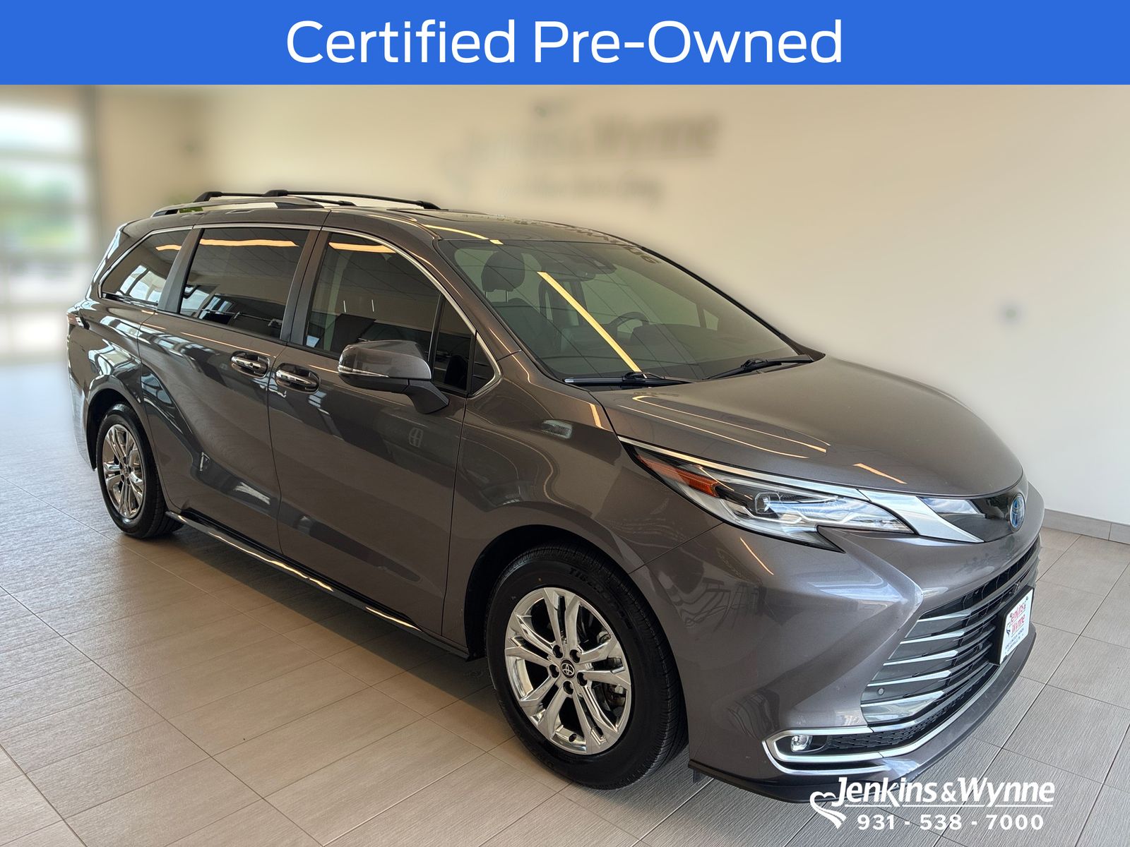 White (Wind Chill Pearl) 2023 Toyota Sienna Minivan All-Wheel Drive Continuously Variable Transmission