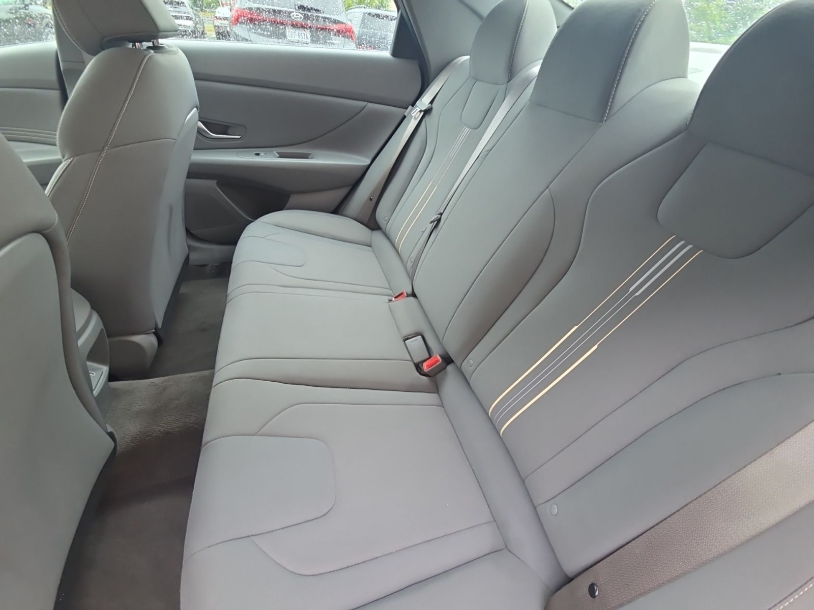 Used 2025 Red Hyundai SEL Sport image 7