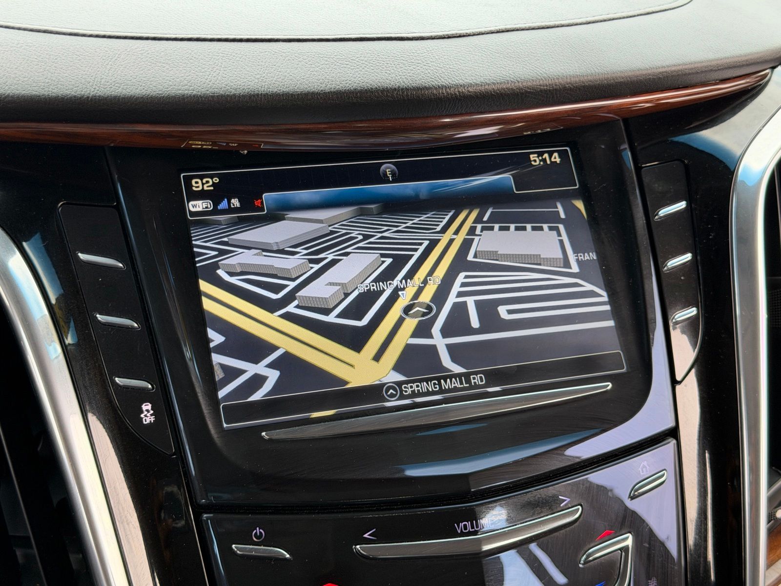 Used 2017 Radiant Silver Metallic Cadillac Luxury image 26