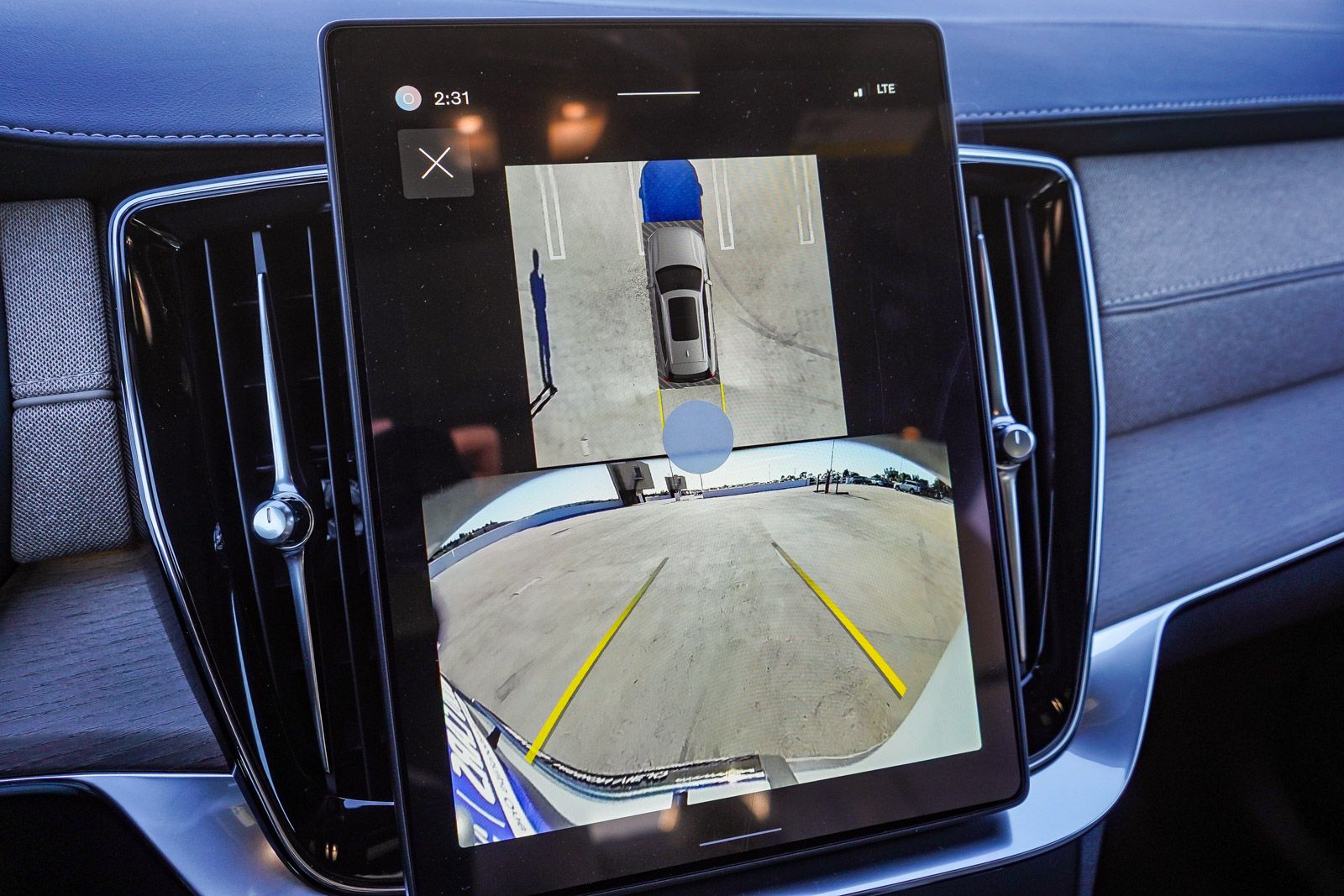 2026 Volvo XC90 Plus - Photo 26