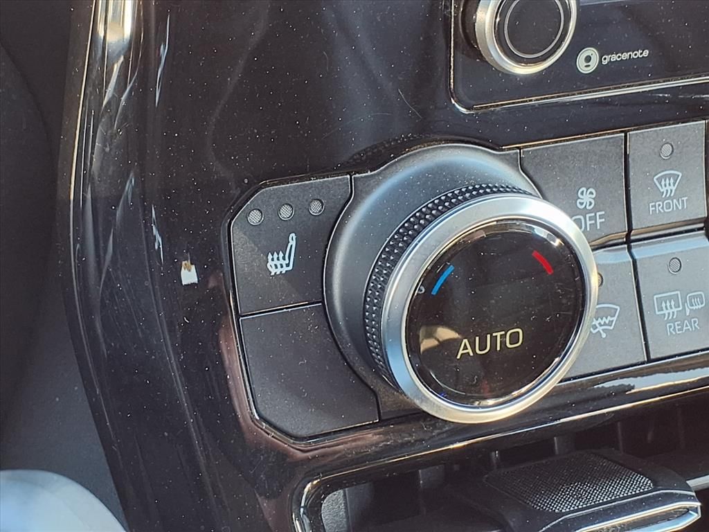 2022 Toyota Highlander XLE White at DeMontrond Mazda