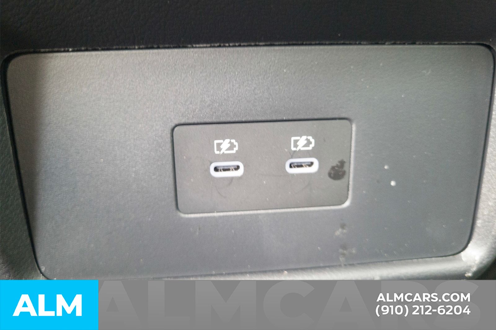 Used 2025 White Nissan SL image 23