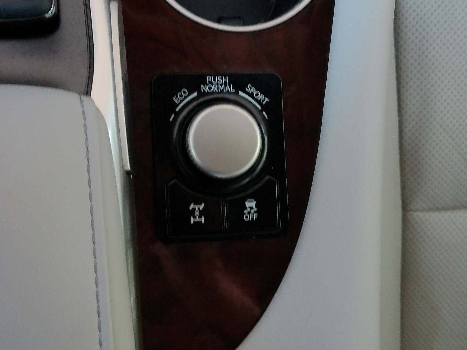 Used 2017 Silver Lexus 350 image 21
