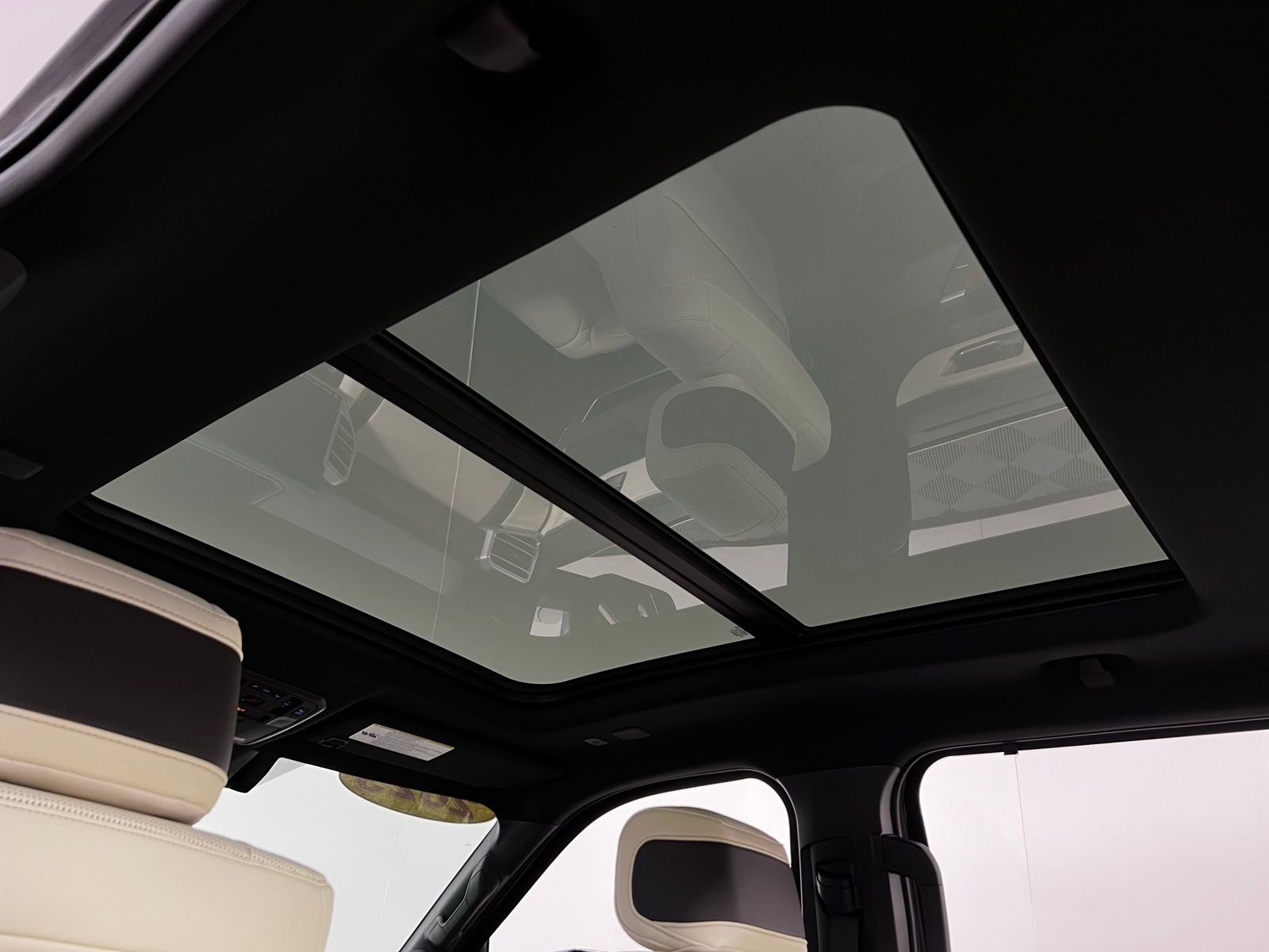 Thumbnail: 2023 Toyota Tundra - 27