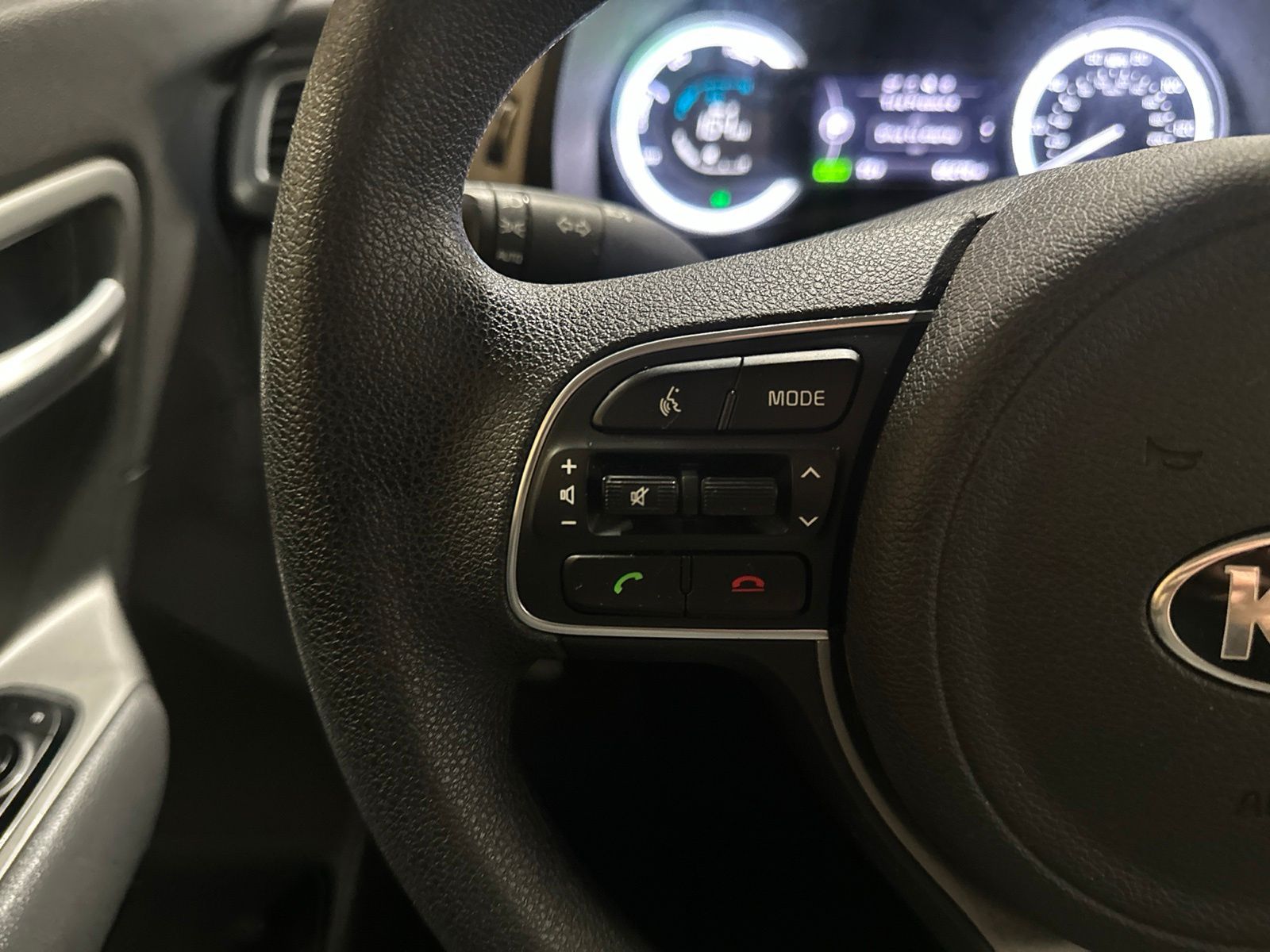 Used Car 2019 Kia Niro  Lx For Sale Under $20,000 In Austin, Texas