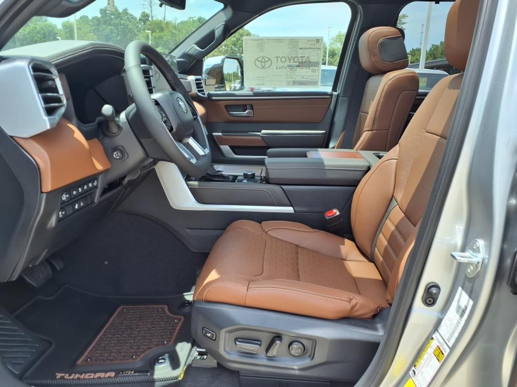 2025 Toyota Tundra Hybrid 1794 Edition - 7