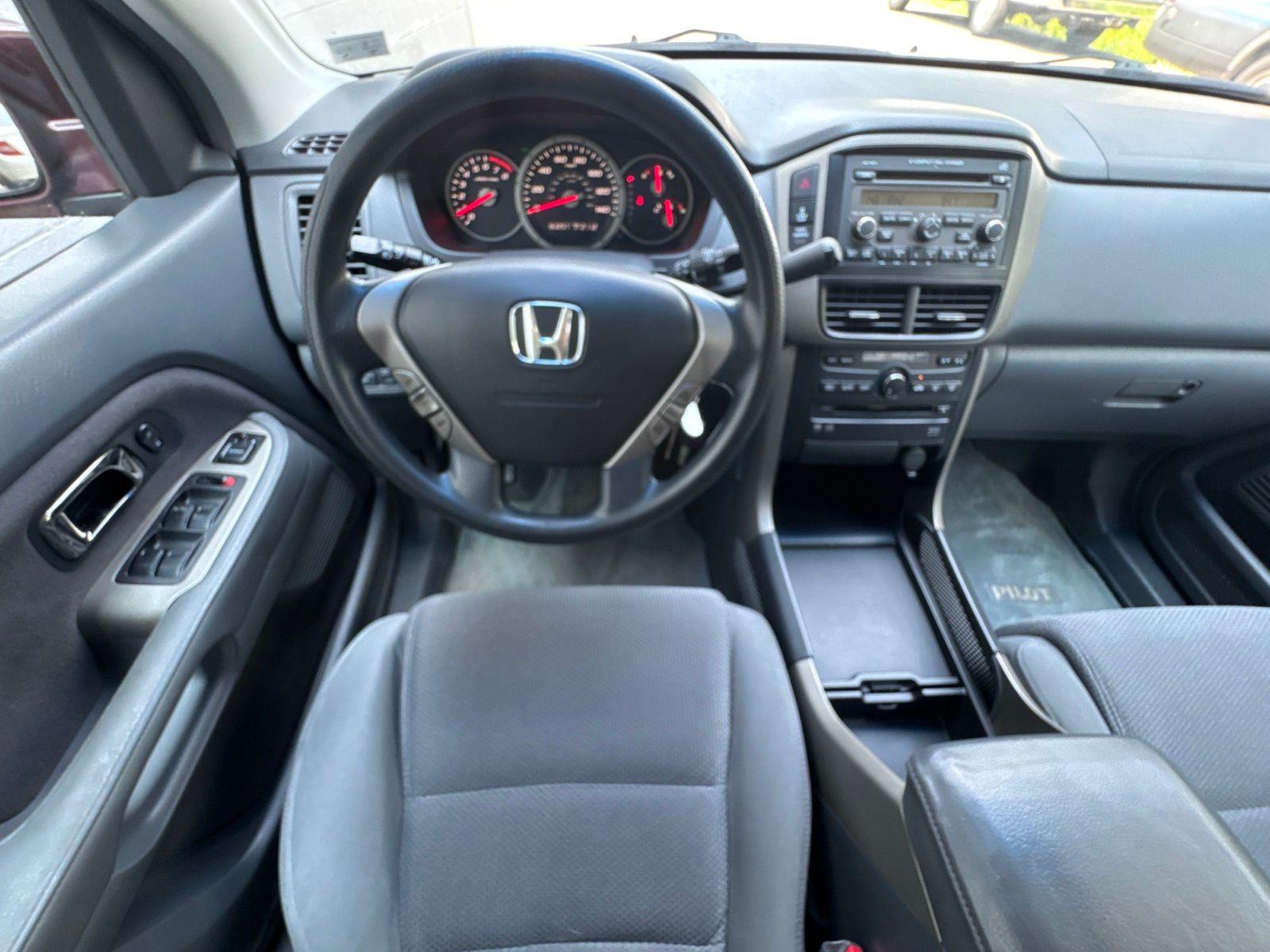 Used 2008 Dark Cherry Pearl Honda SE image 29