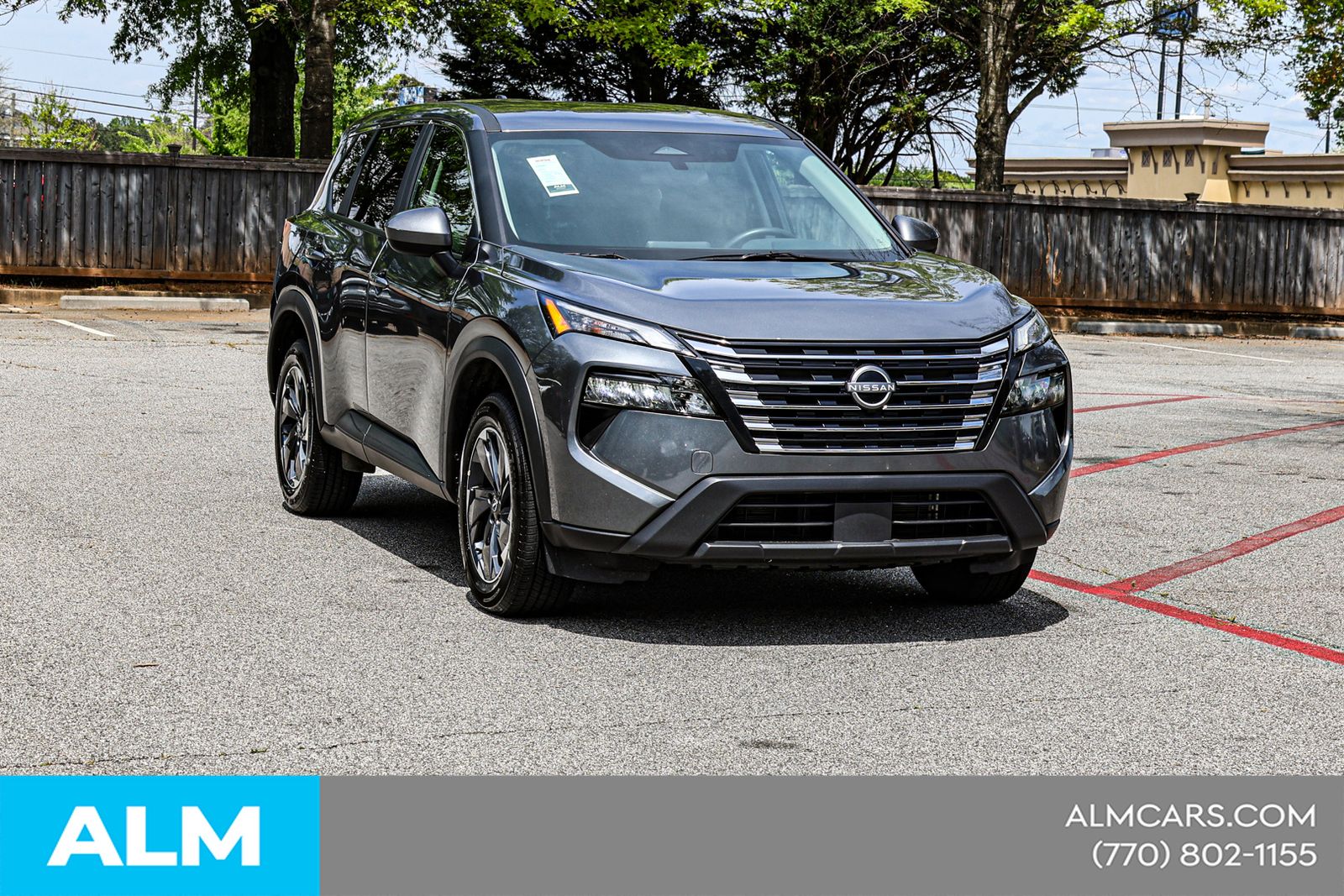 Used 2025 Gray Nissan SV image 6