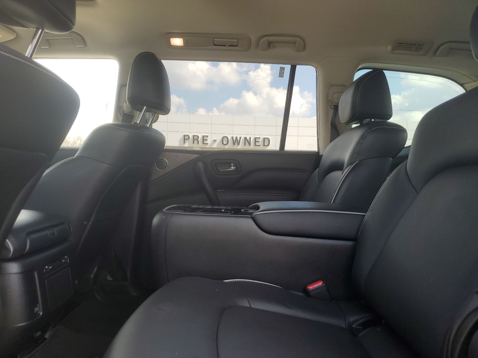 2023 INFINITI QX80 Premium Select - 11