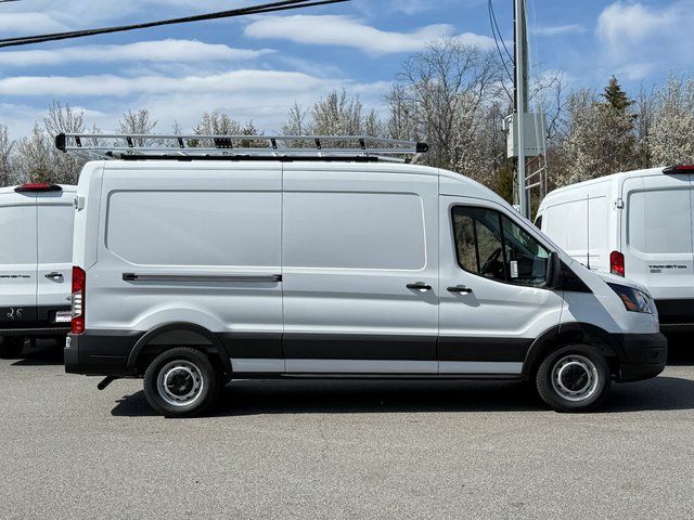 New 2026 Oxford White Ford Base image 2