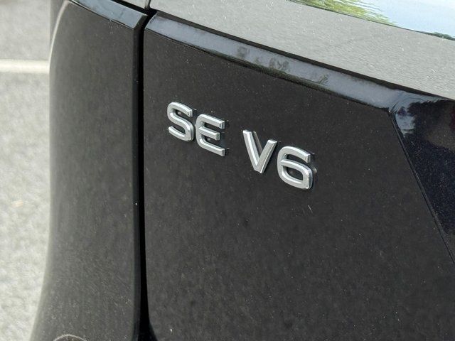 Used 2023 Black Volkswagen 3.6L V6 SE w/Technology image 31