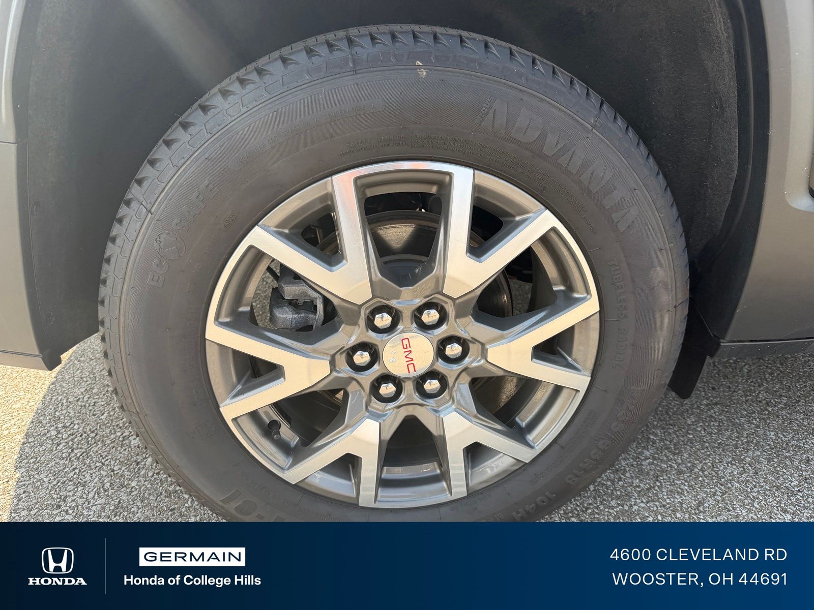 Used 2023 Black GMC SLE image 6