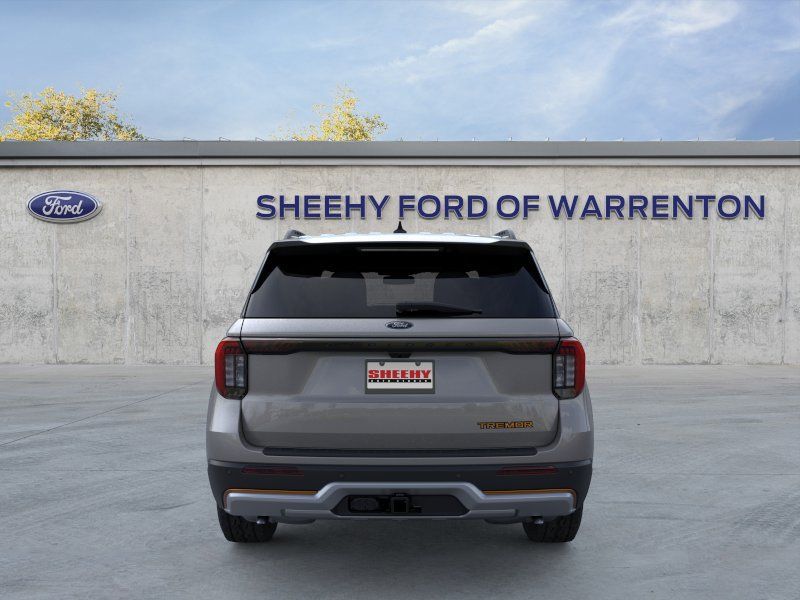 New 2026 Carbonized Gray Metallic Ford Tremor image 7