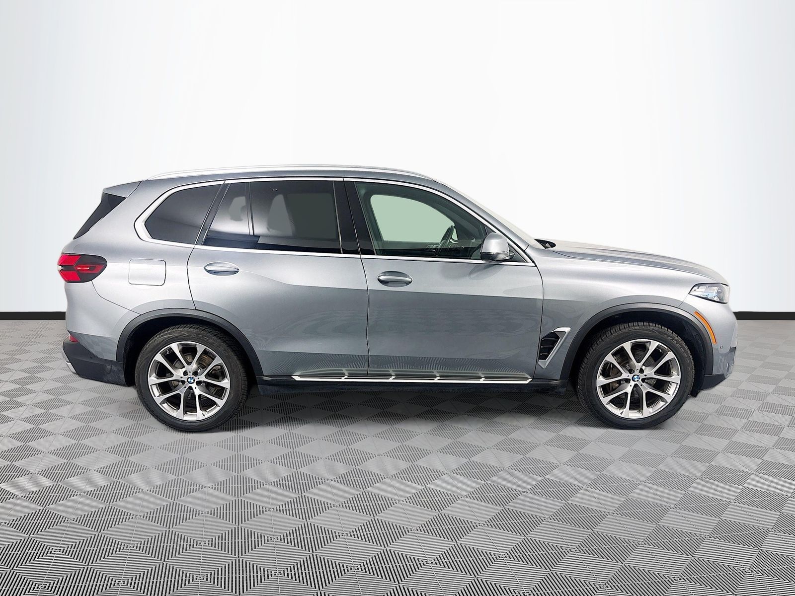 Used 2024 BMW X5 sDrive40i For Sale in OLIVE BRANCH, MS