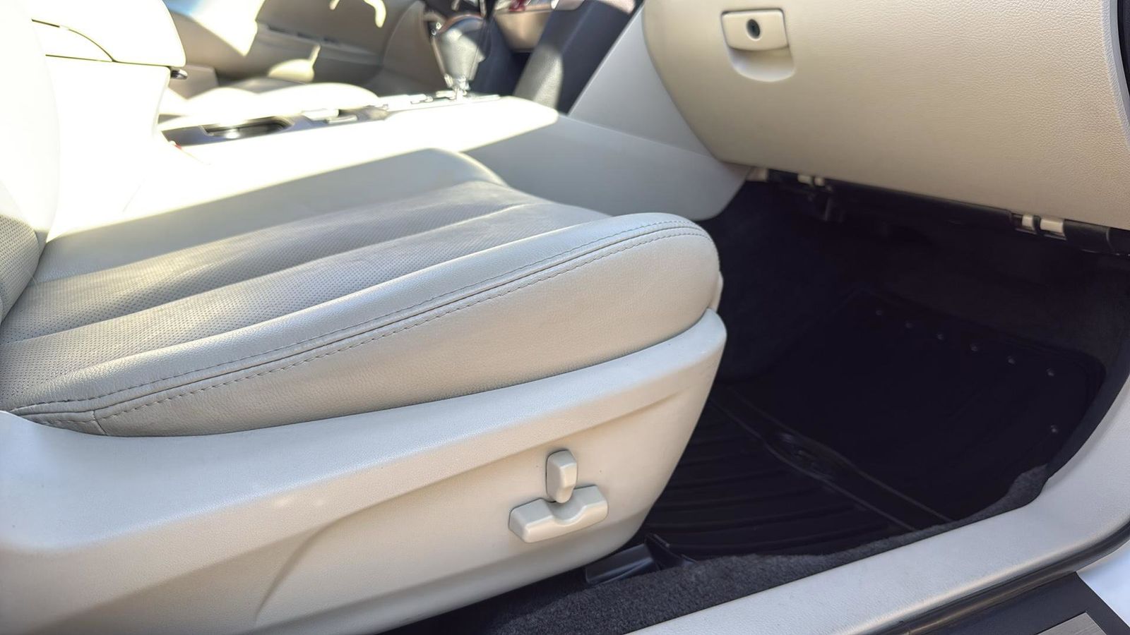 Used Car 2013 Subaru Outback  2.5i For Sale Under $12,000 In Austin, Texas
