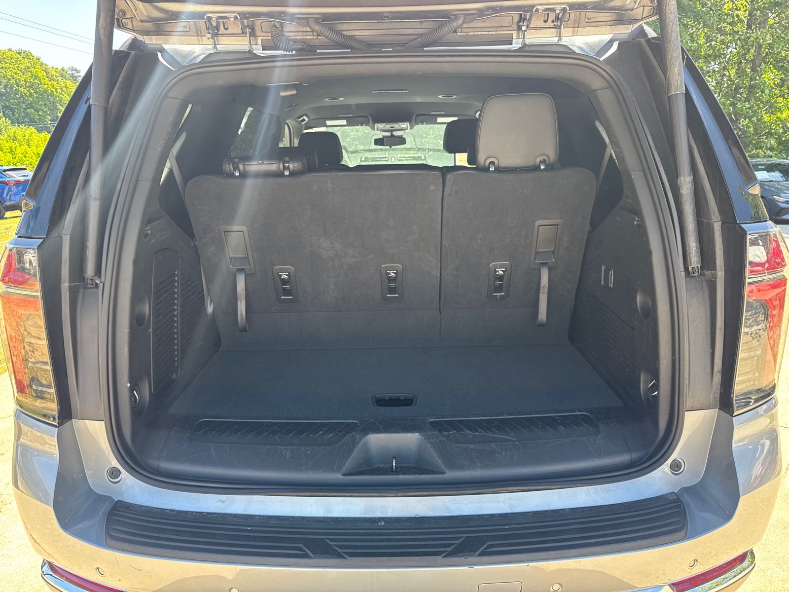 Used 2025 Gray Chevrolet LT image 18