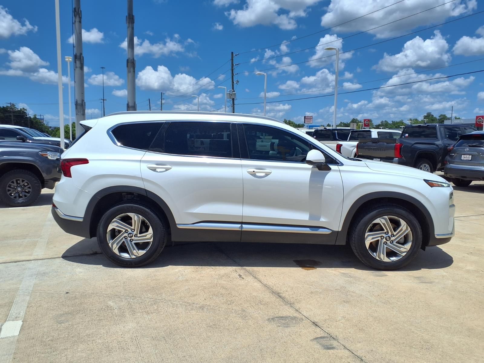 2022 Hyundai Santa Fe SEL - 5
