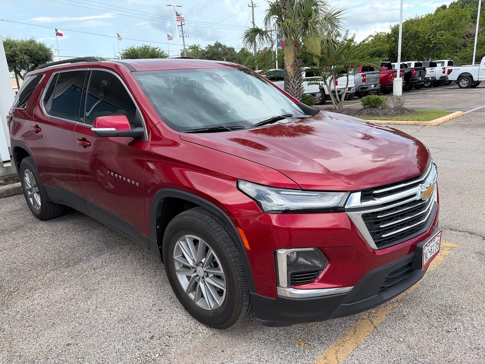 Radiant Red Tintcoat 2023 Chevrolet Traverse SUV / Crossover Front-Wheel Drive 9-Speed Automatic