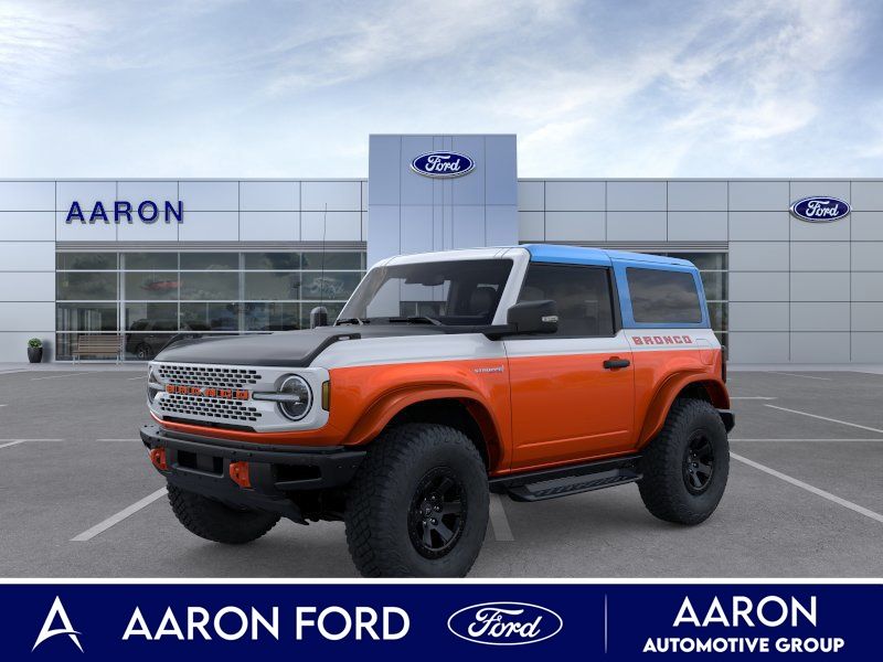 Oxford White 2025 Ford Bronco SUV / Crossover Four-Wheel Drive Automatic