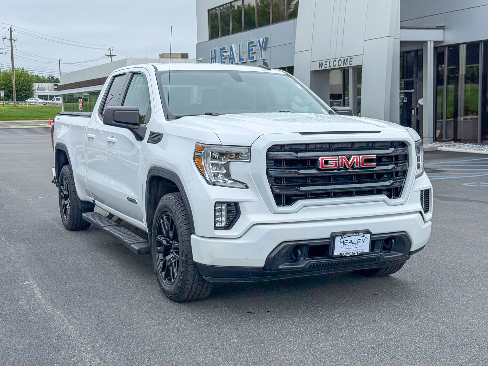 Summit White 2021 GMC Sierra 1500 Pickup Truck Four-Wheel Drive 8-Speed Automatic